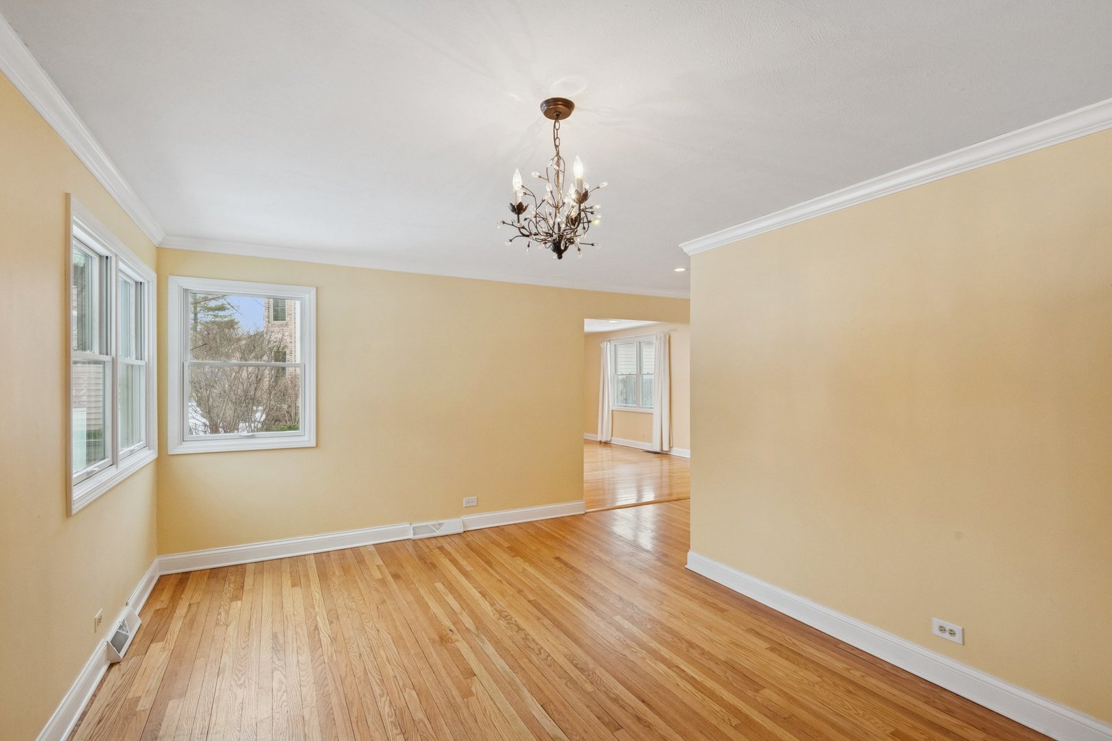 5523 S Garfield Street Property Photo 2