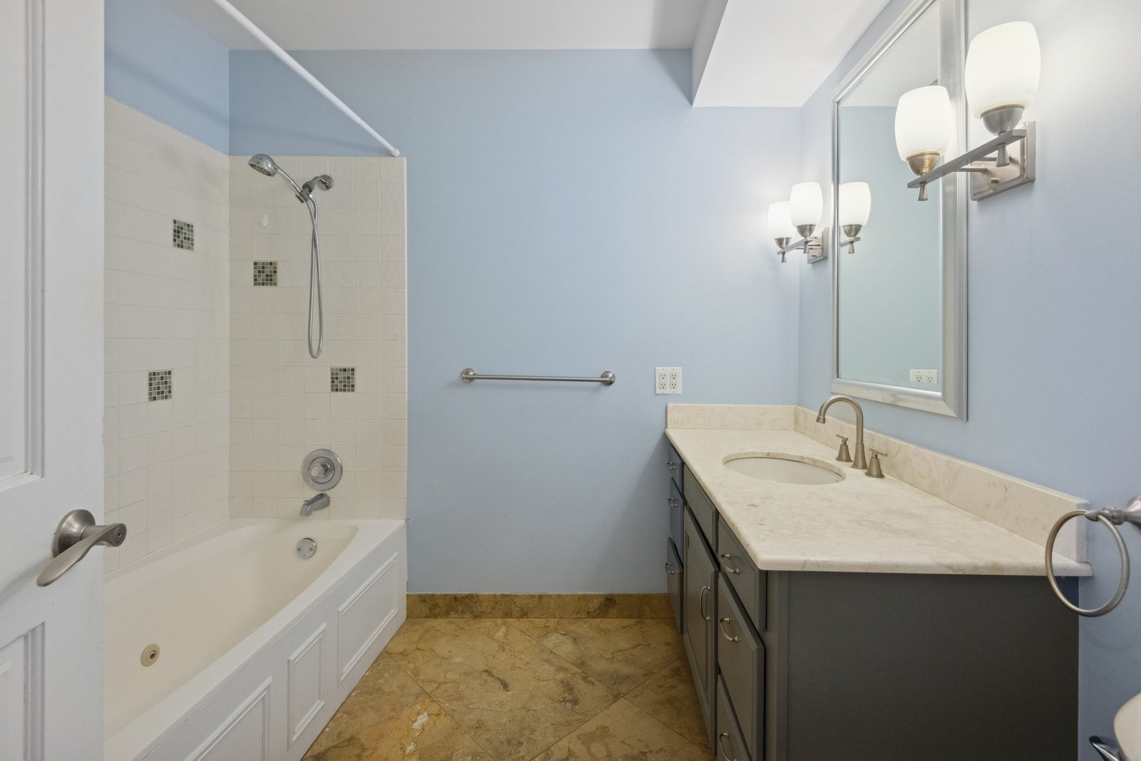 5523 S Garfield Street Property Photo 13