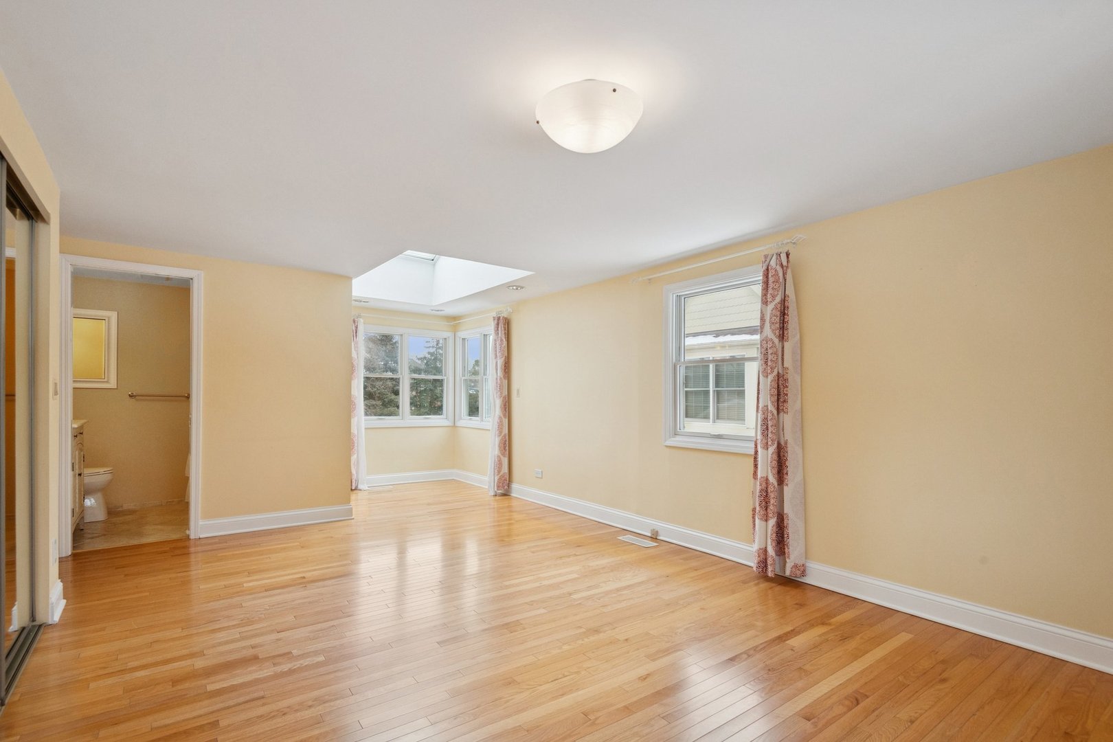 5523 S Garfield Street Property Photo 16