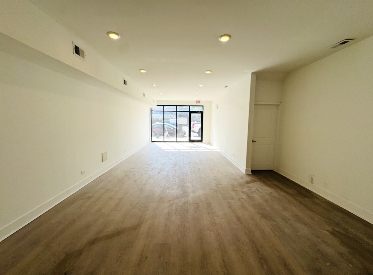 2157 N Western Avenue 1 Property Photo 2