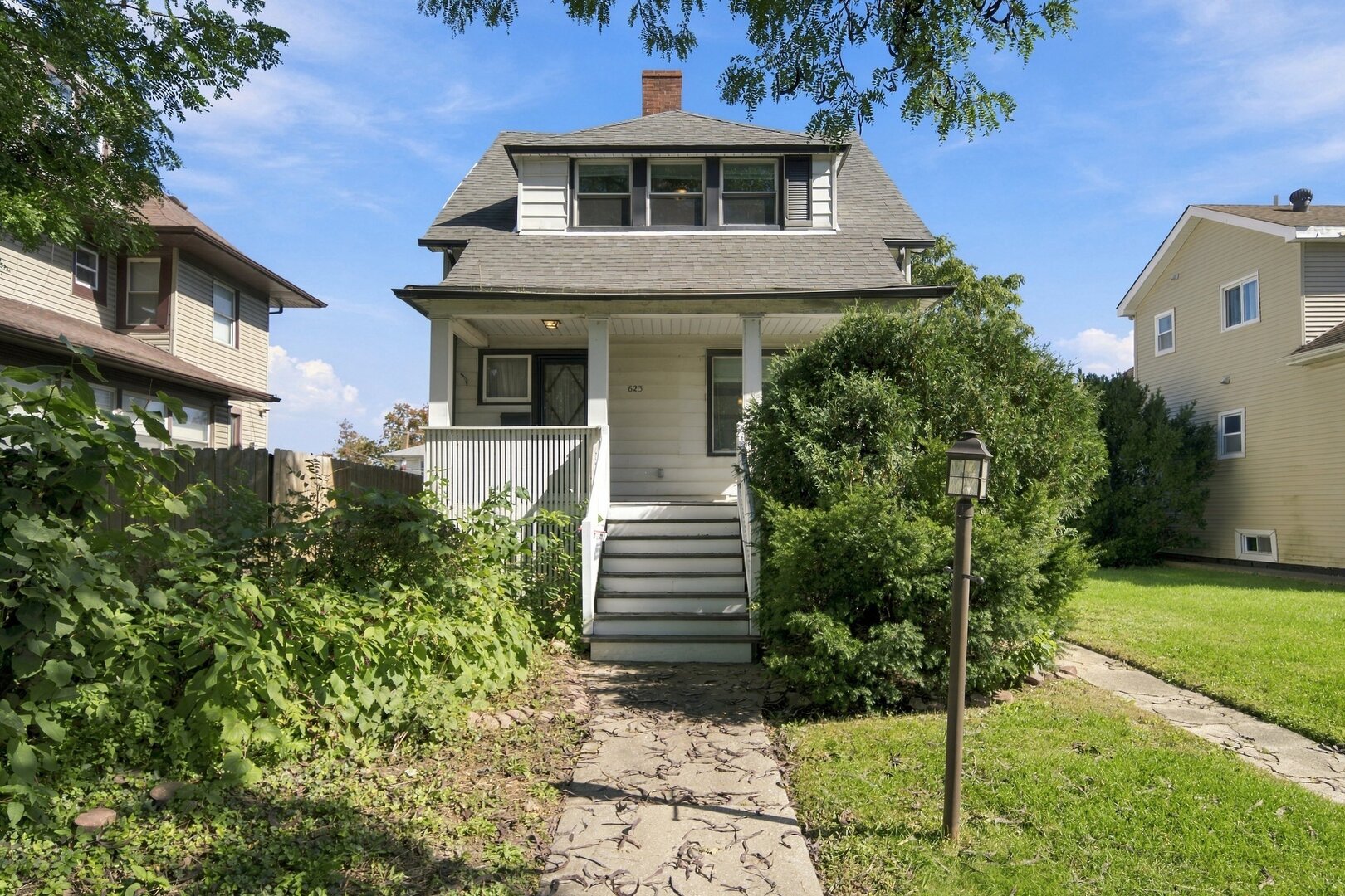 623 S 17th Avenue Property Photo 4