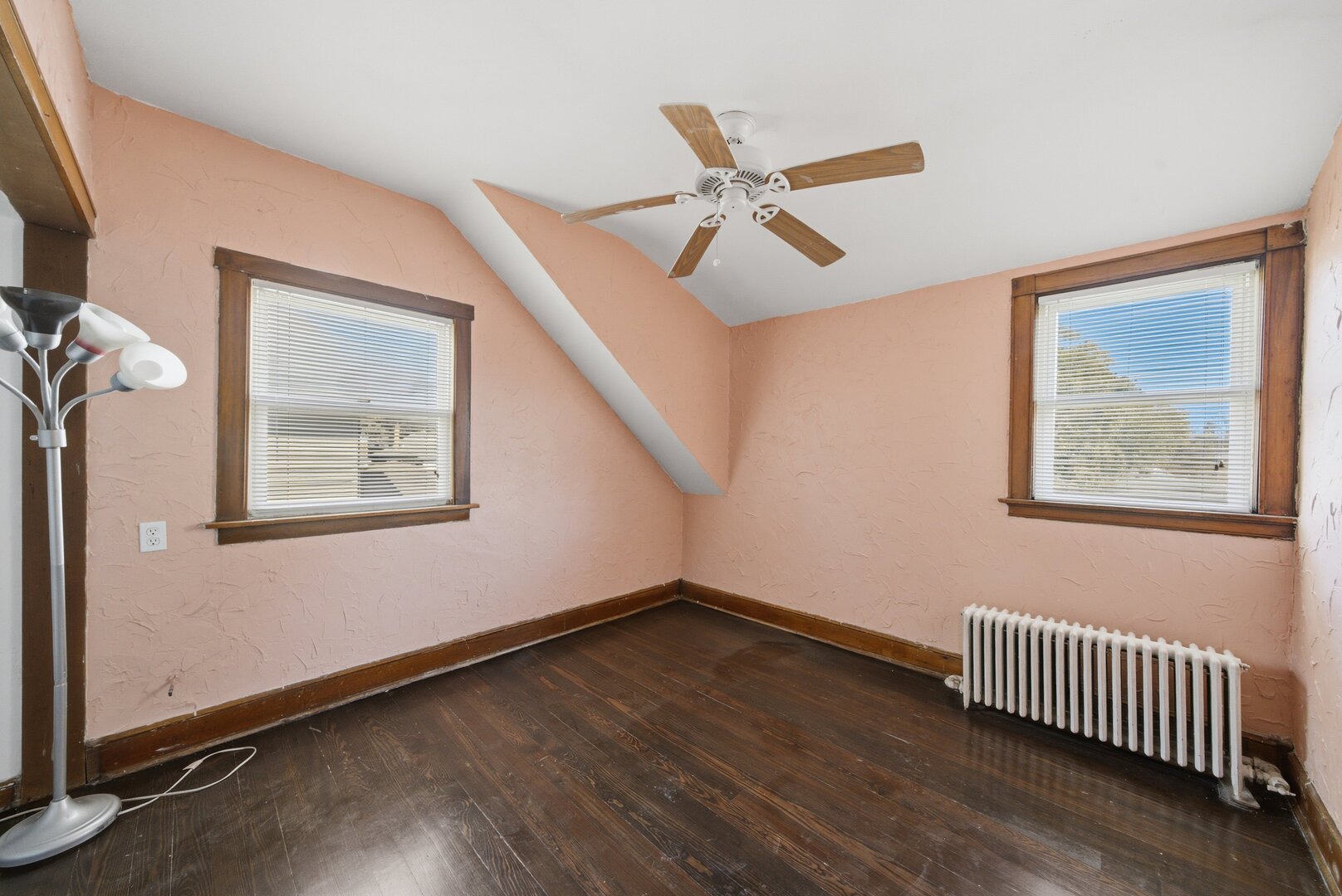 623 S 17th Avenue Property Photo 22