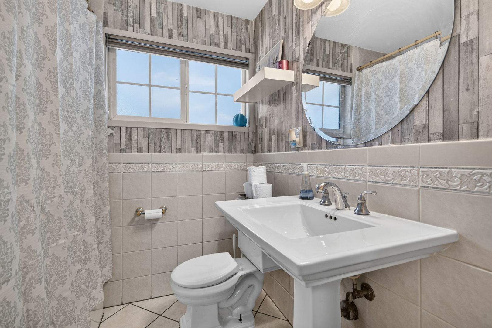 219 Judson Street Property Photo 14