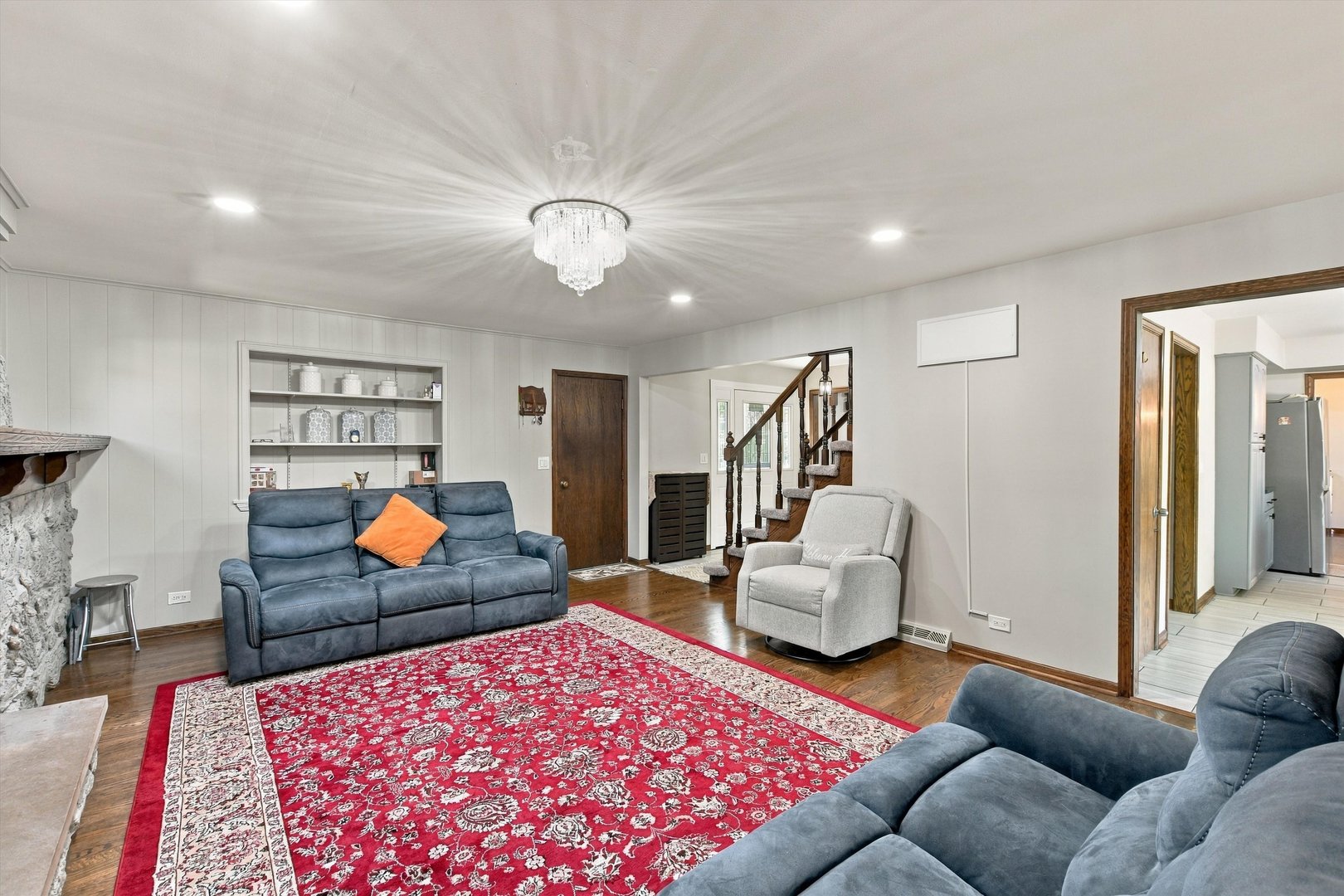 458 S Park Boulevard Property Photo 15