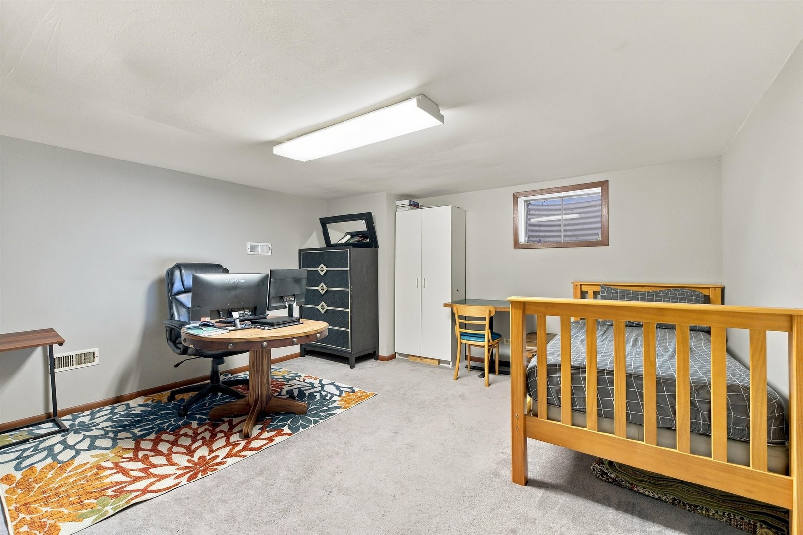 458 S Park Boulevard Property Photo 33