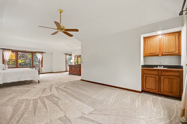 2311 Crabtree Lane Property Photo 20