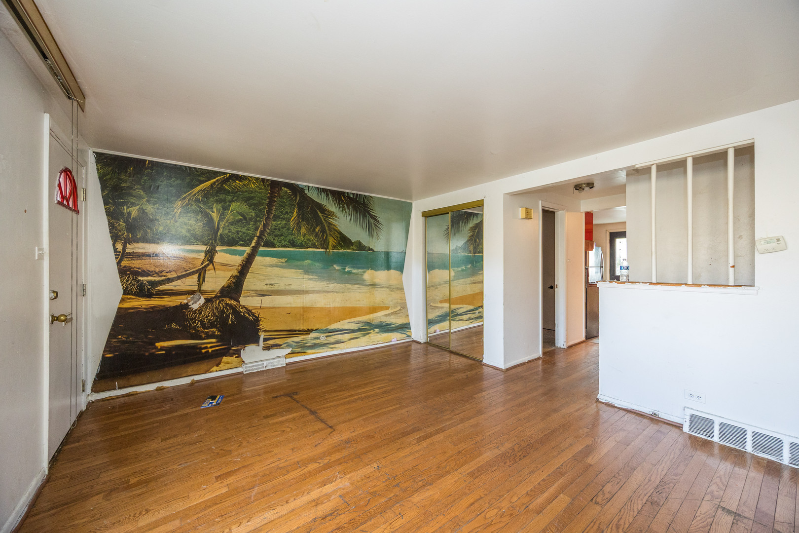 7929 S Greenwood Avenue Property Photo 4