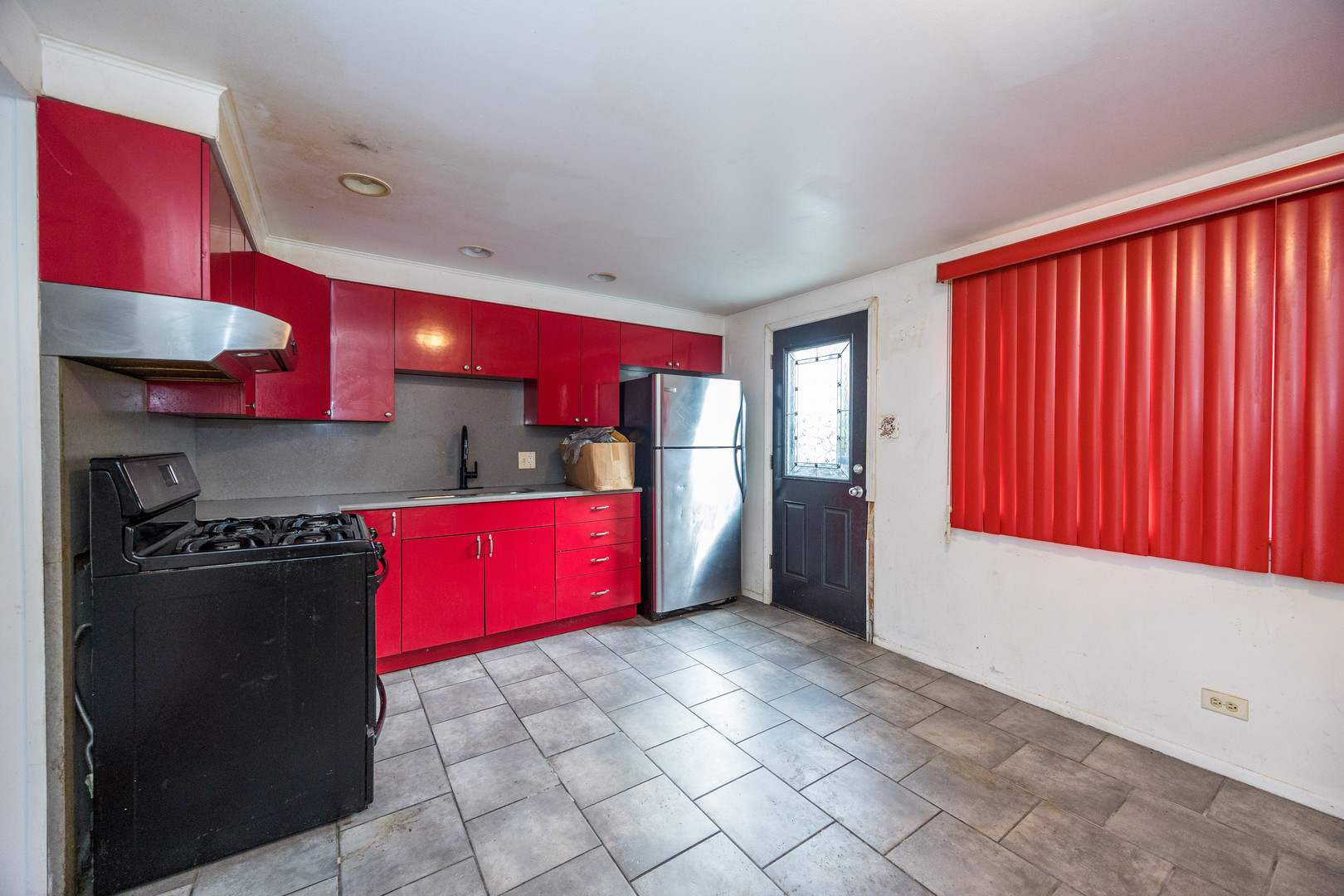 7929 S Greenwood Avenue Property Photo 7