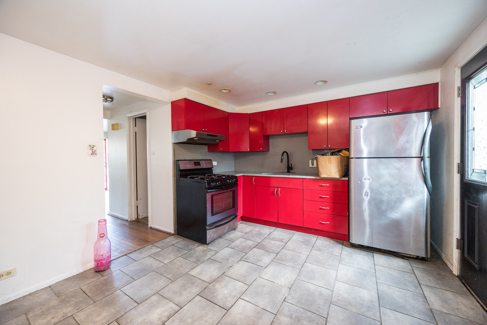7929 S Greenwood Avenue Property Photo 8