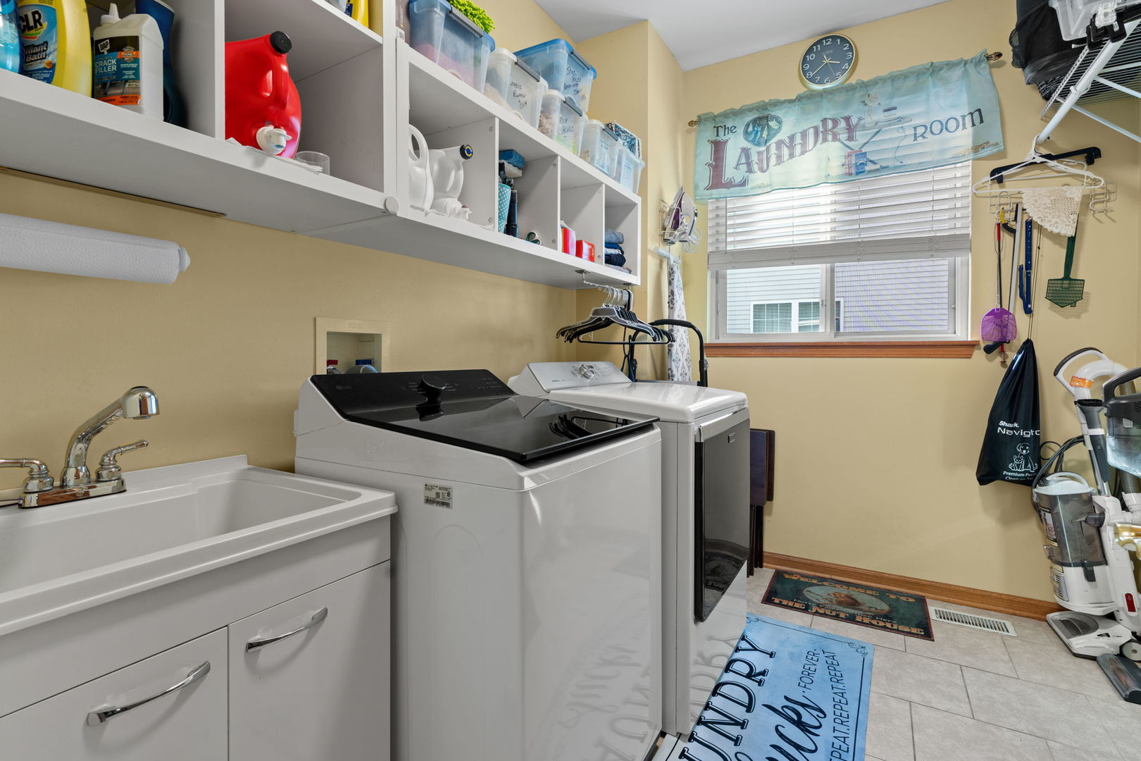 10387 Oxford Drive Property Photo 14
