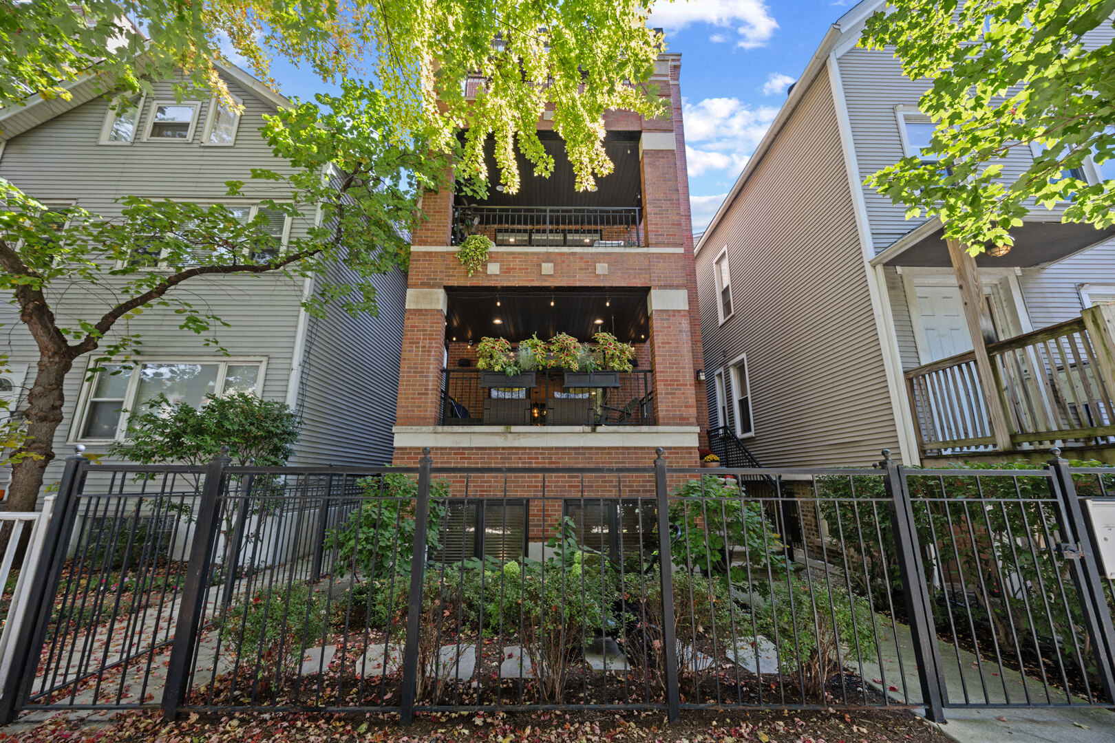 12780917 Property Photo 1