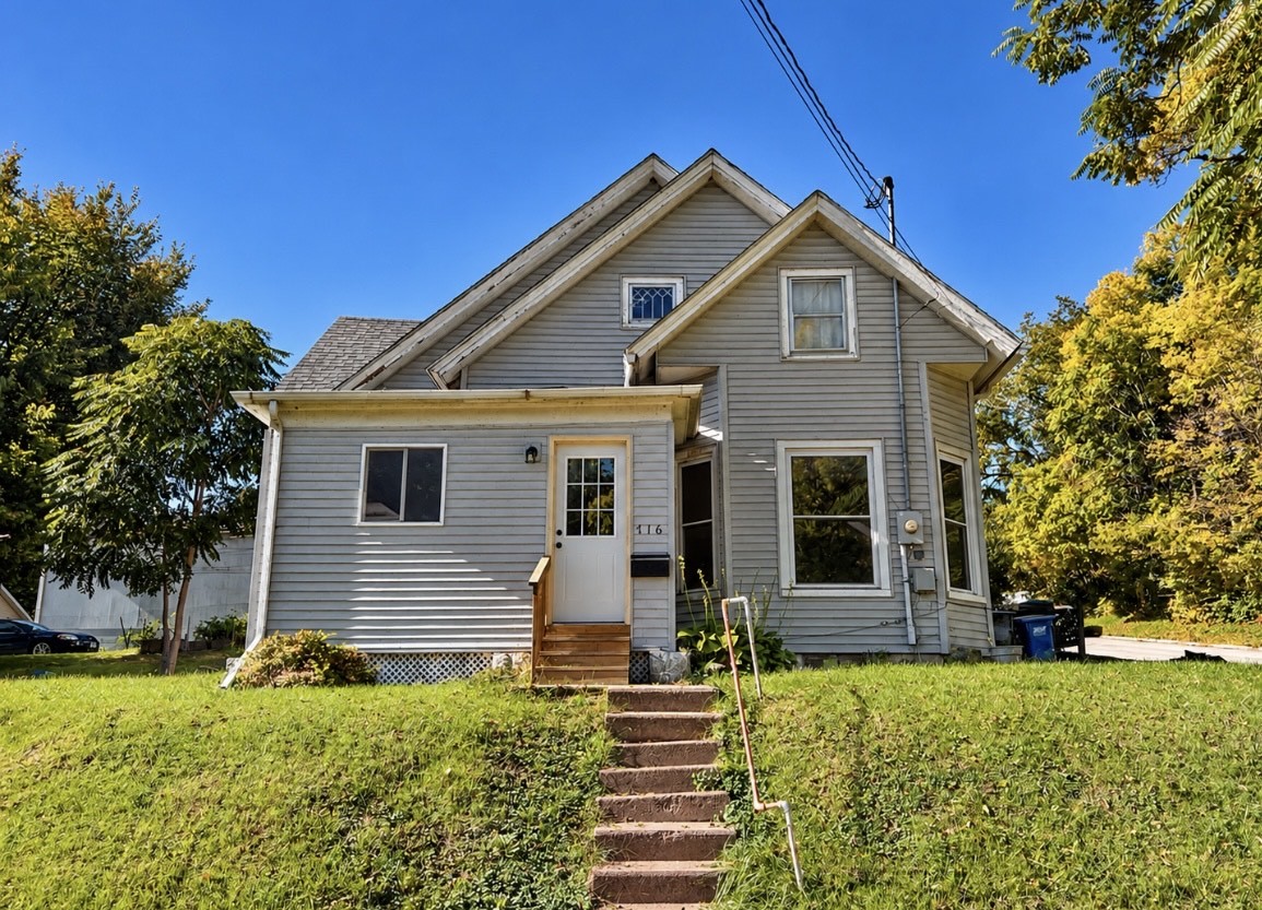 716 Spring Street Property Photo 1