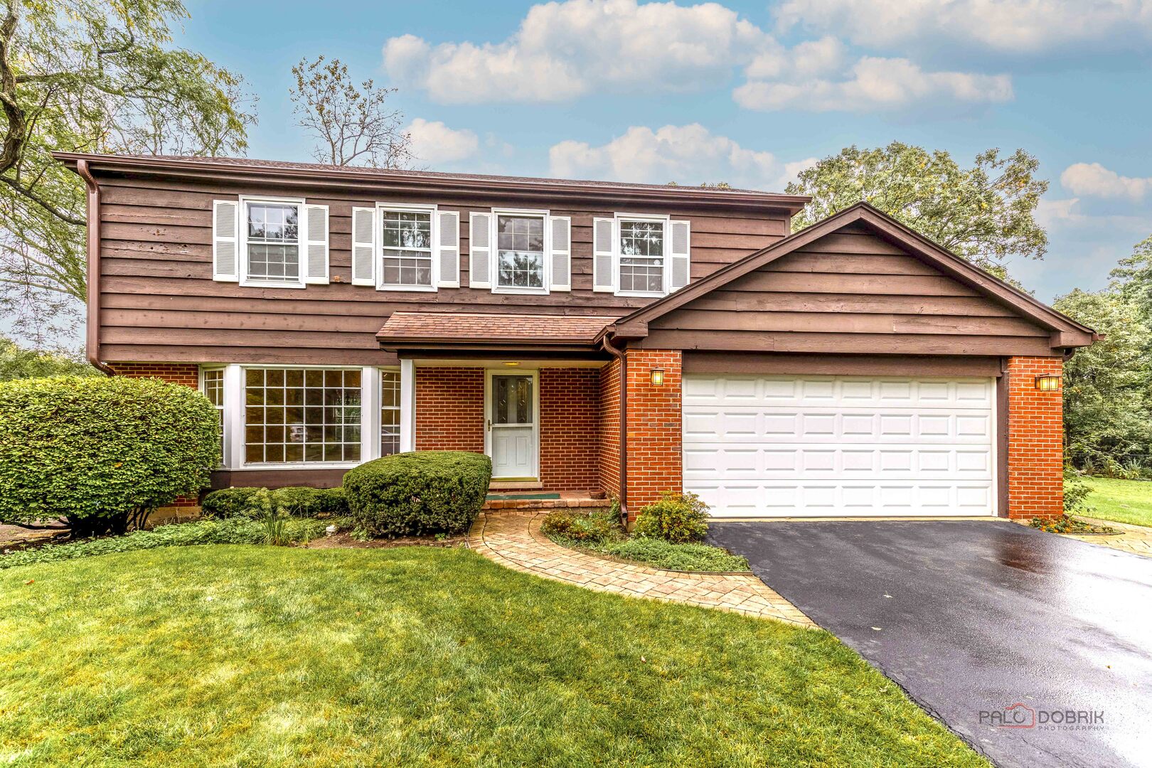 1495 Northwoods Circle Property Photo 1