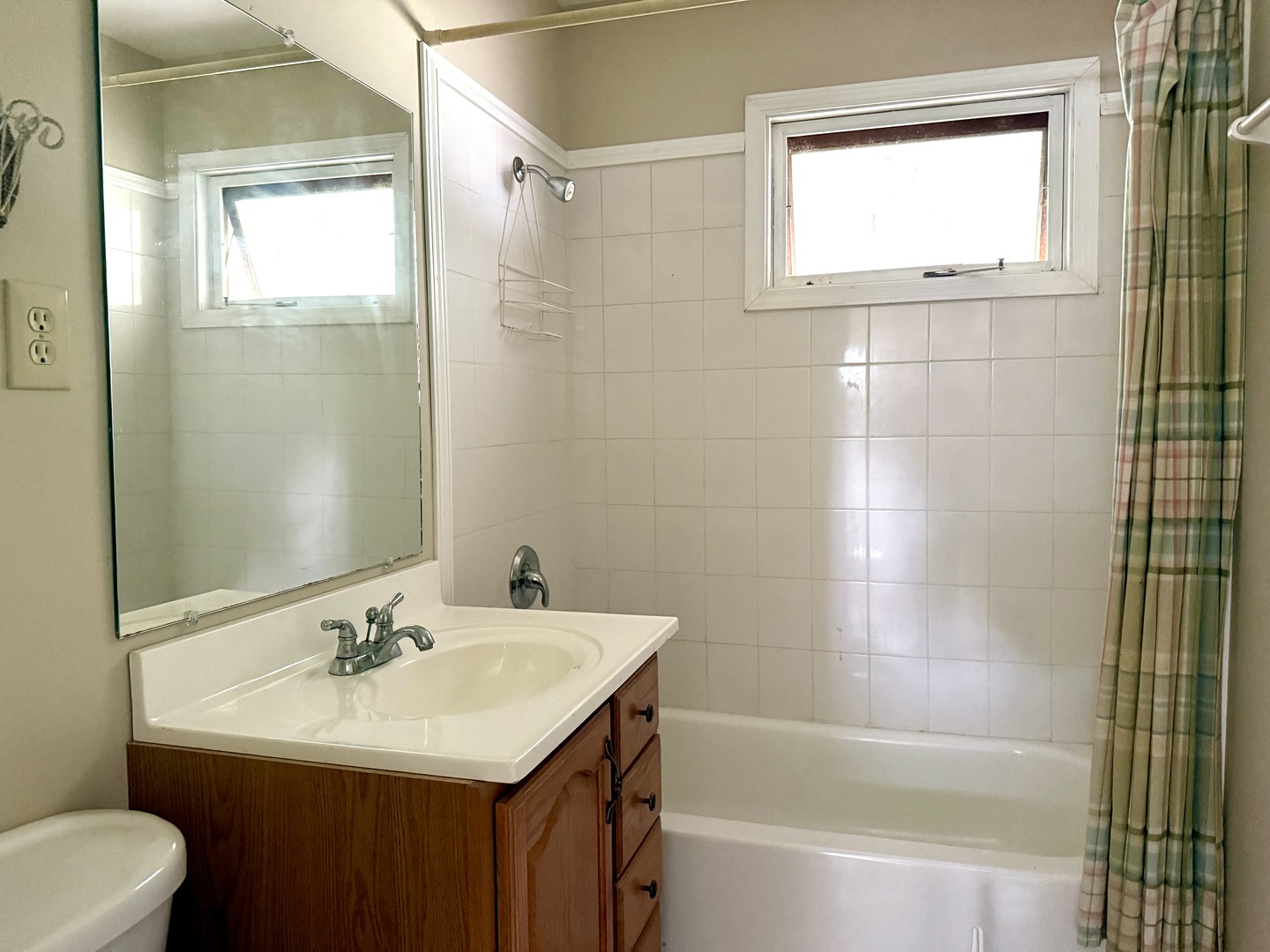 1100 W Concord Street Property Photo 10