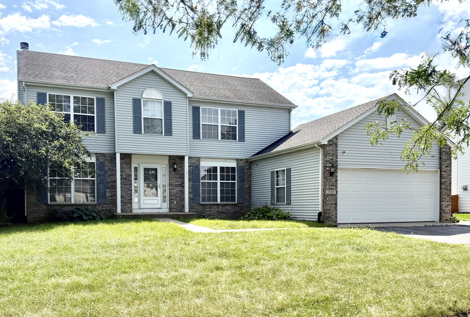 2507 Ridgefield Drive Property Photo 1