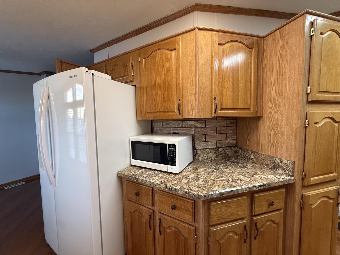 416 Hyacinth Lane Property Photo 5