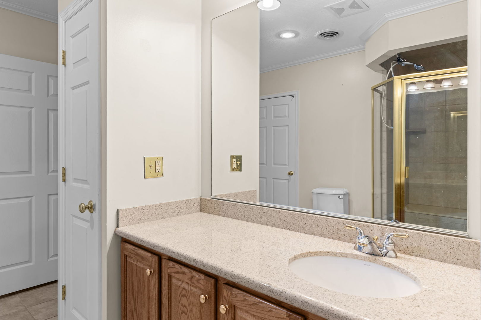 237 Cedar Lane Property Photo 40