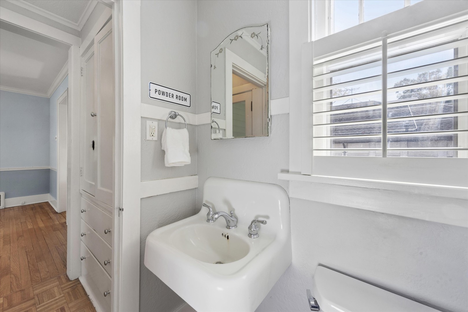 808 Howard Street Property Photo 14
