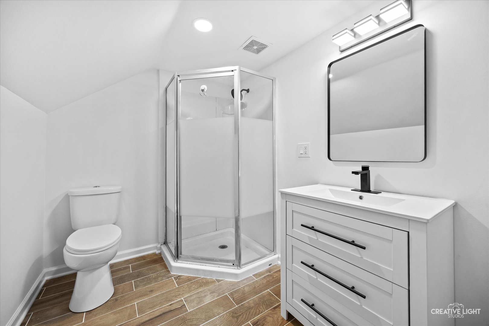 815 Fulton Street Property Photo 8