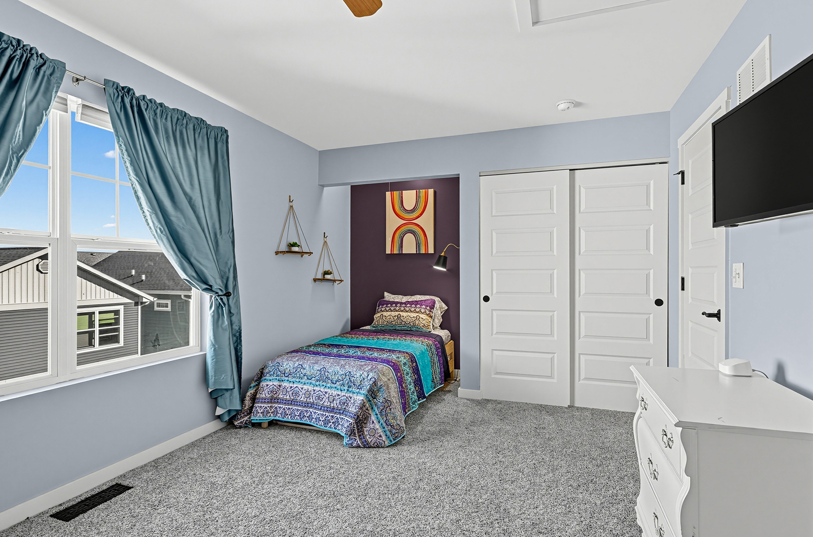 5 River Row Property Photo 23