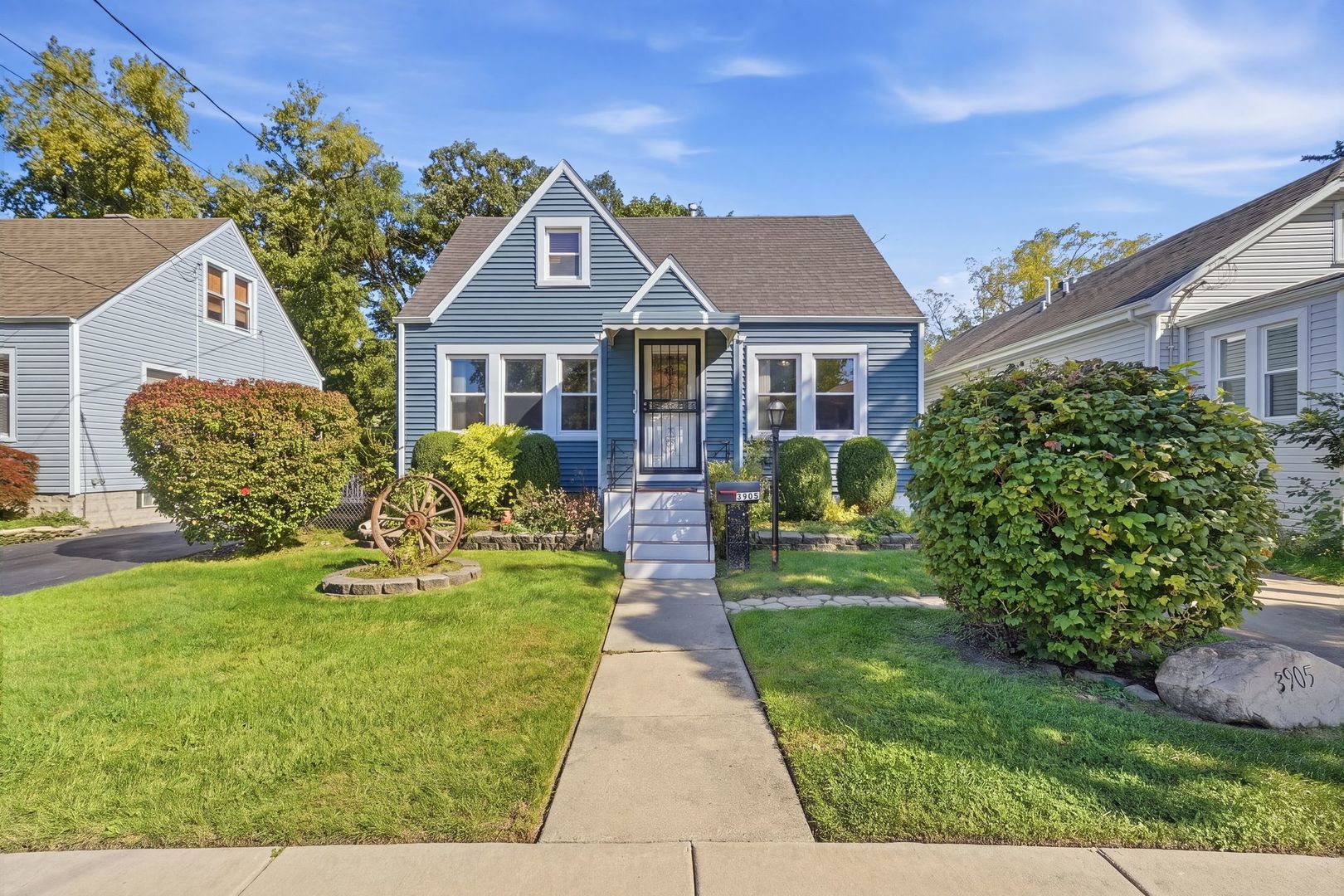 3905 Custer Avenue Property Photo 1