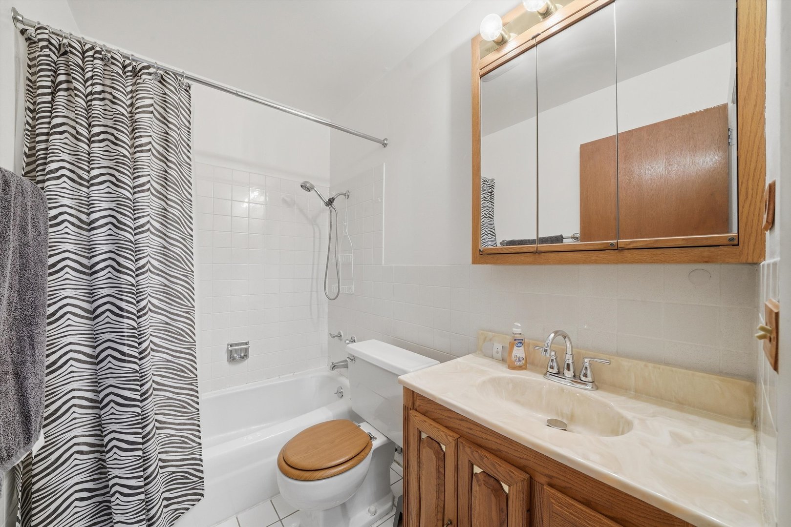 10361 Dearlove Road 2c Property Photo 5