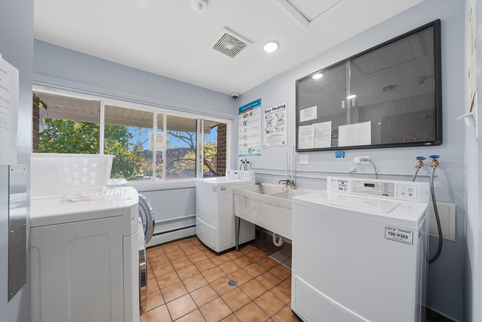 10361 Dearlove Road 2c Property Photo 16