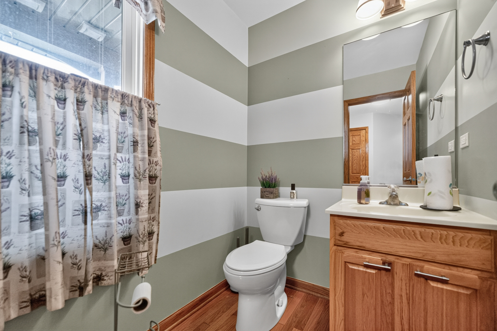 9 E South Avenue Property Photo 5