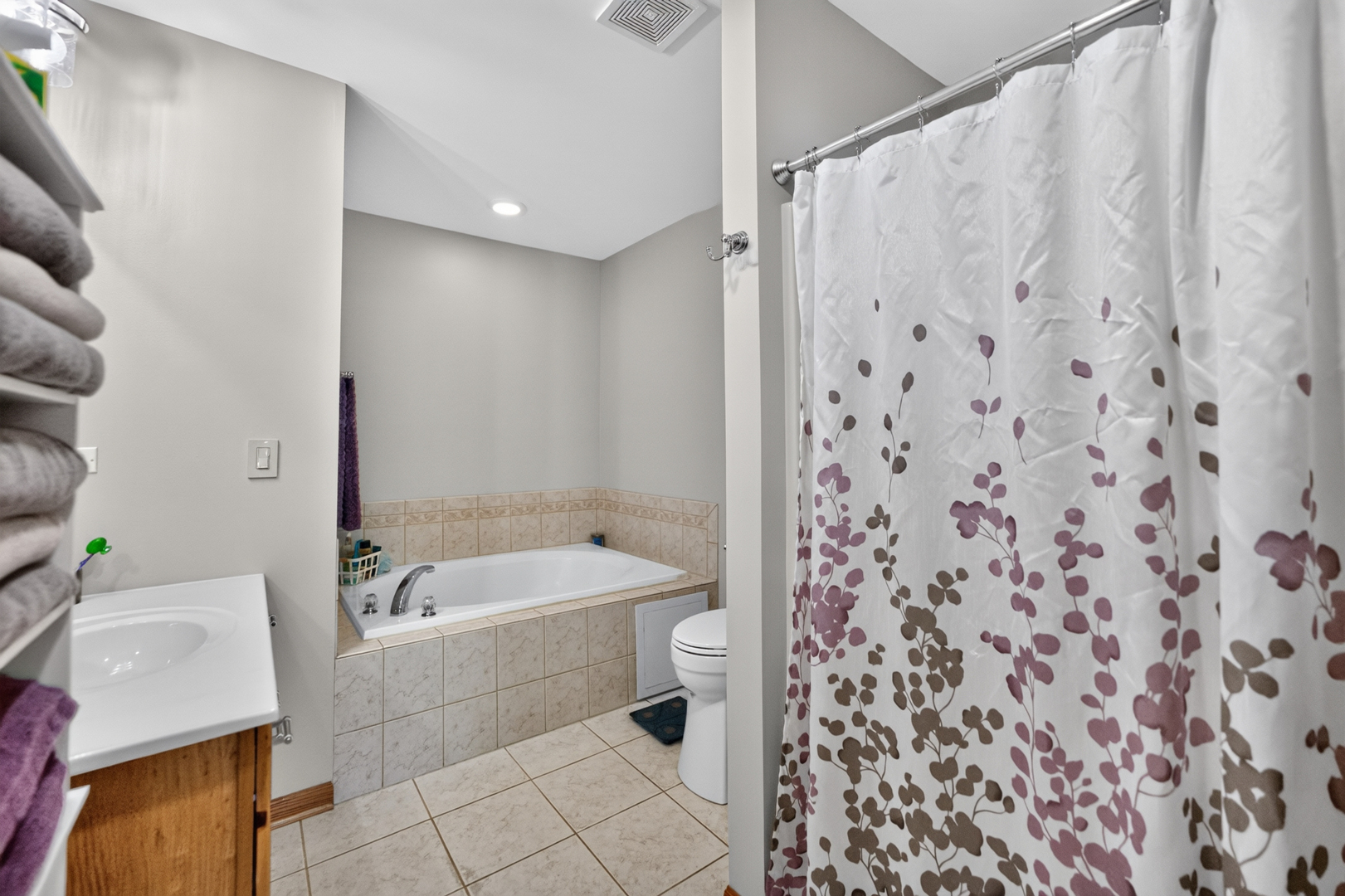 9 E South Avenue Property Photo 10