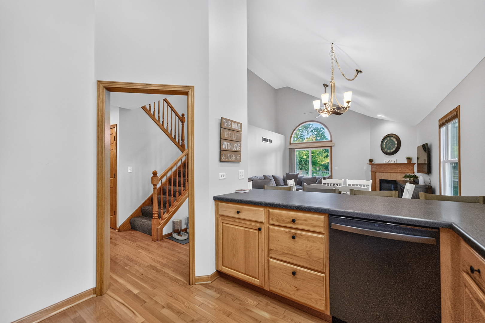 9 E South Avenue Property Photo 12