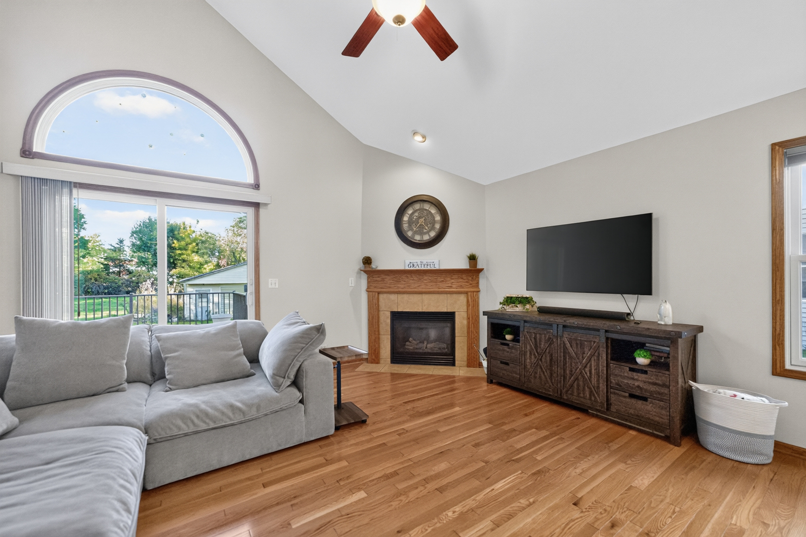 9 E South Avenue Property Photo 20