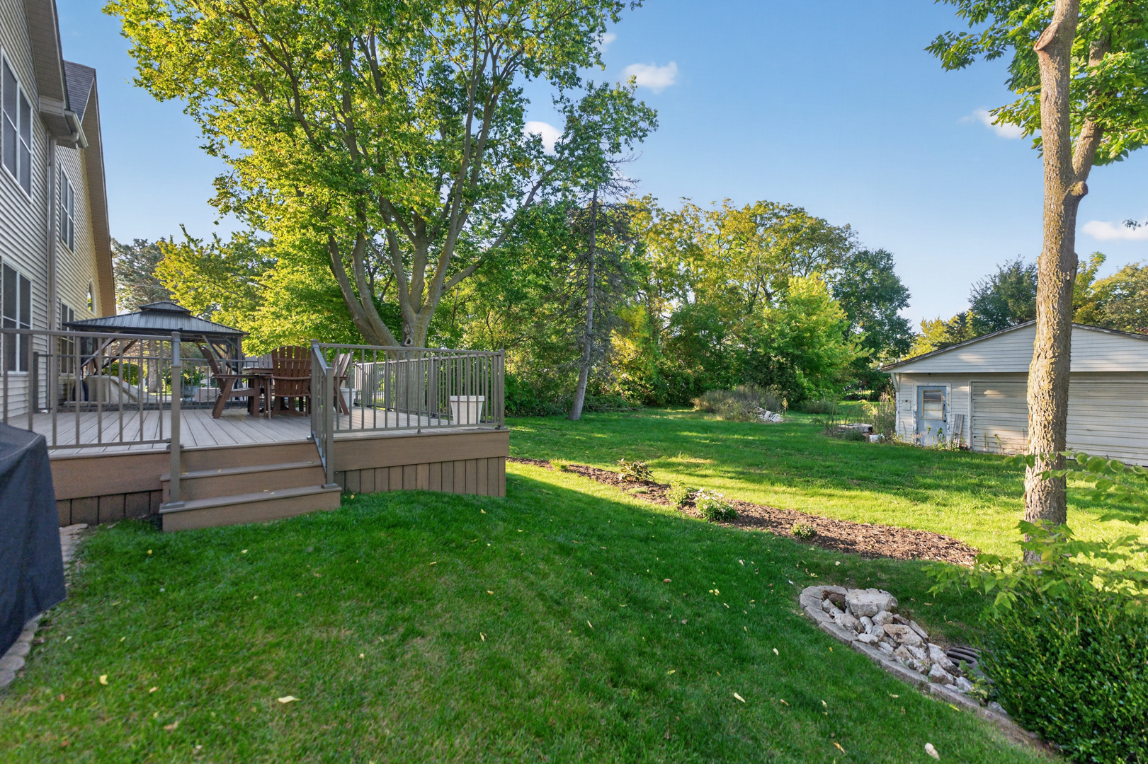 9 E South Avenue Property Photo 43