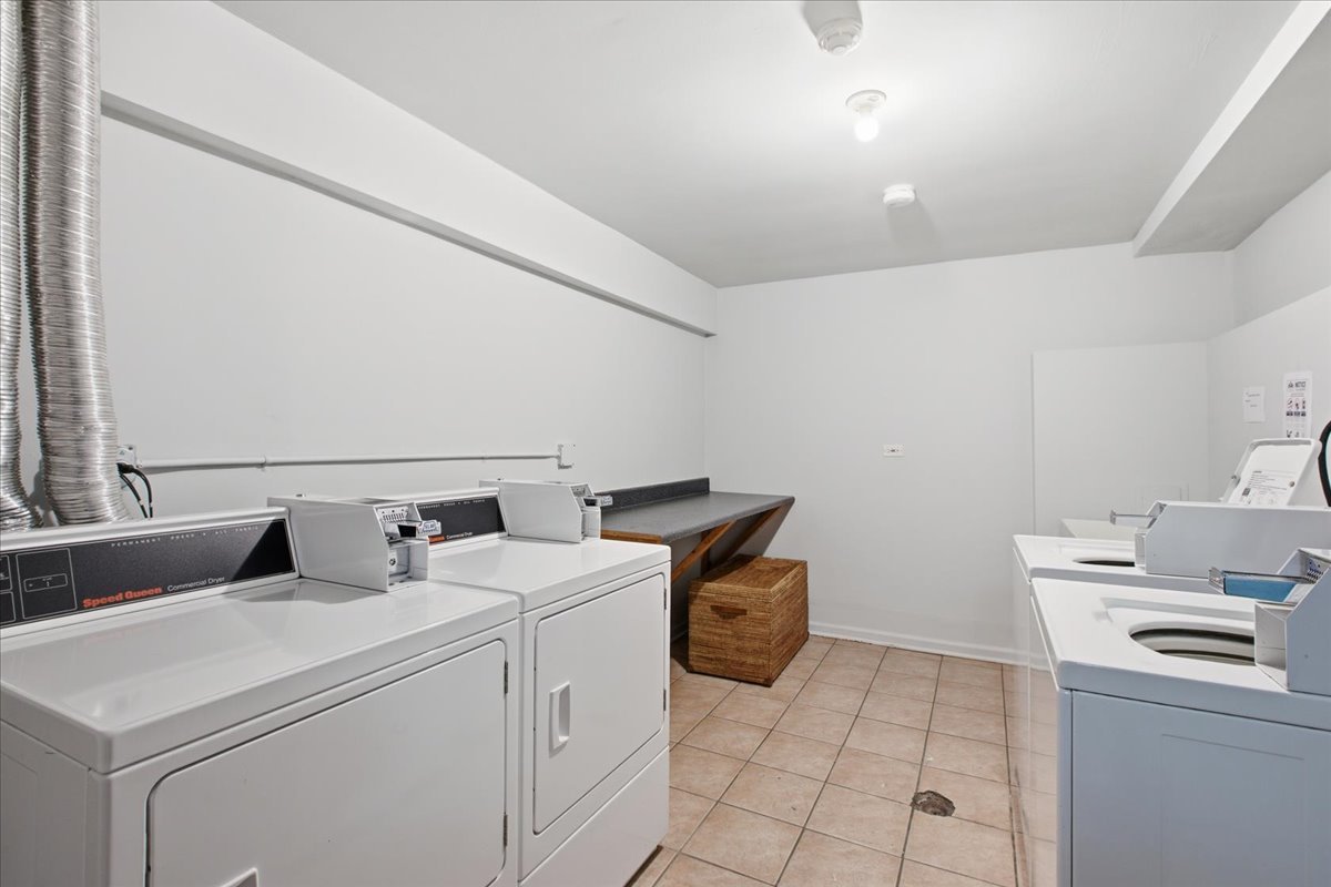 10154 Hartford Court 2c Property Photo 15