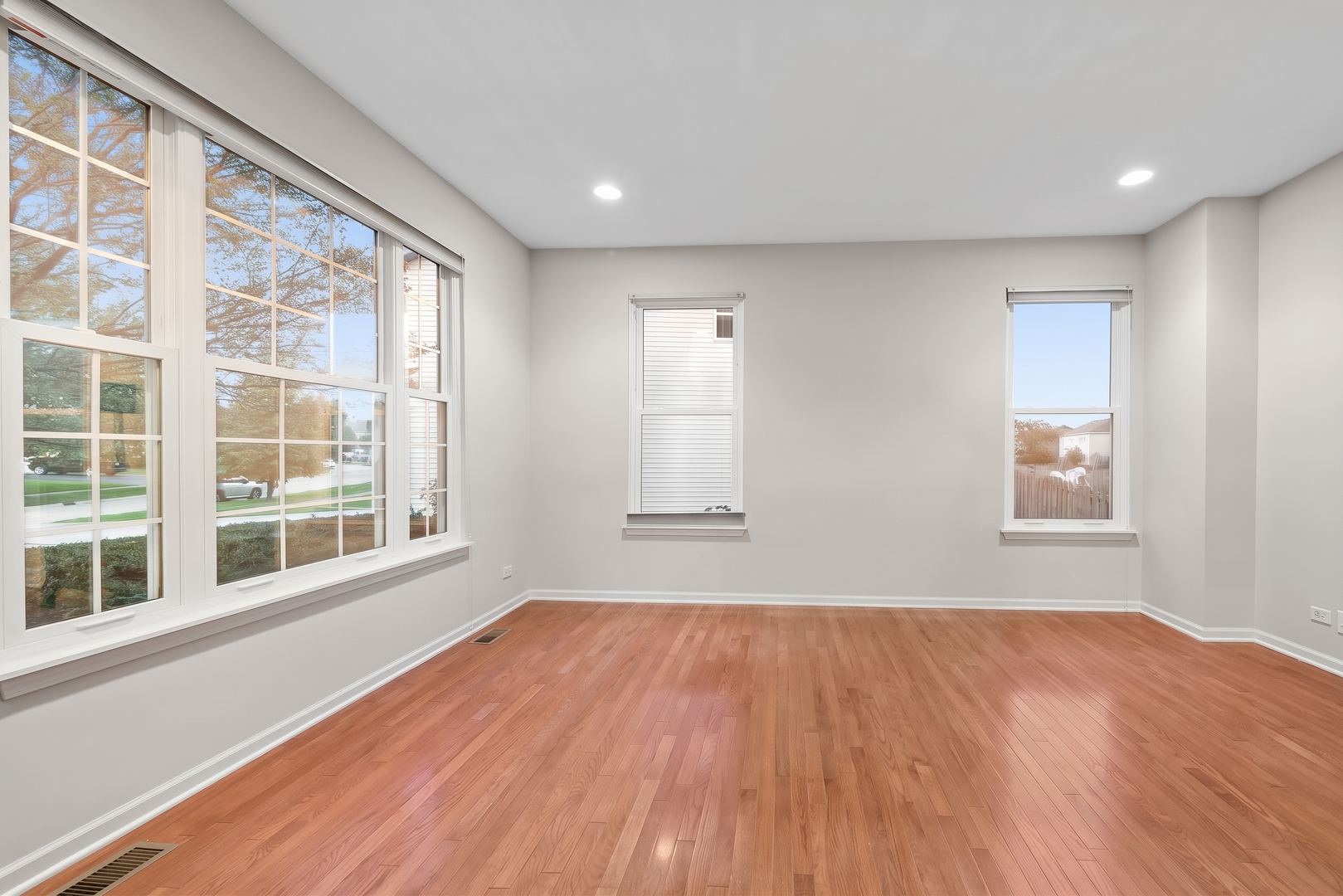207 Willington Way Property Photo 4