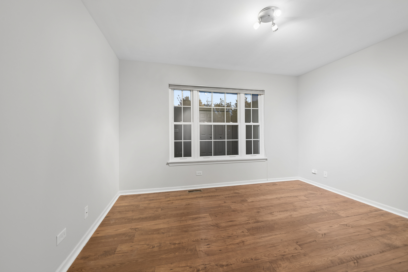 207 Willington Way Property Photo 22