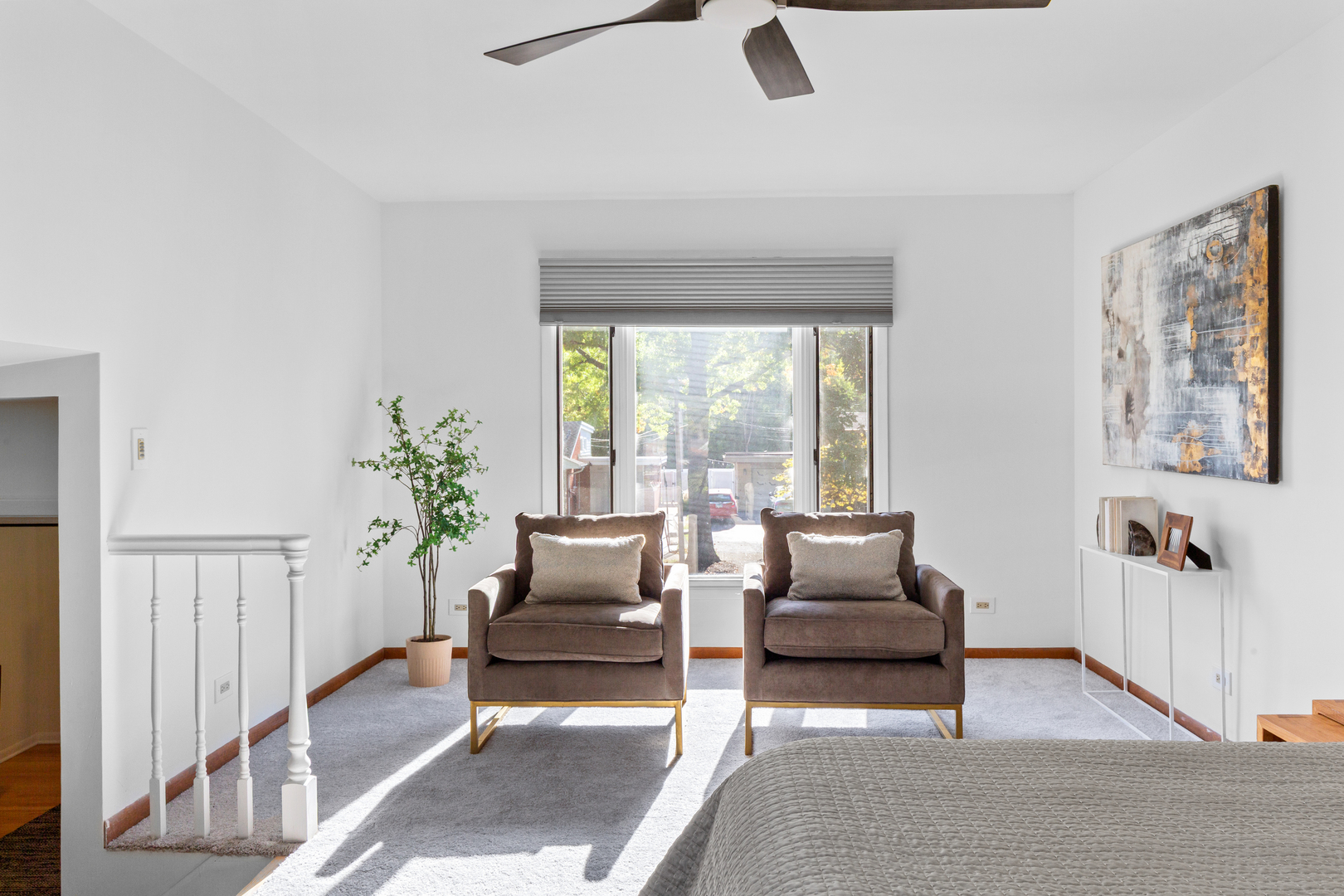 558 E Park Avenue Property Photo 15