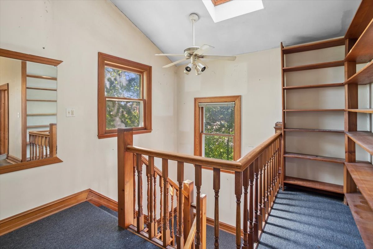100 W Natoma Avenue Property Photo 10