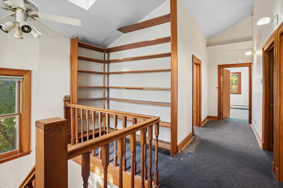 100 W Natoma Avenue Property Photo 11