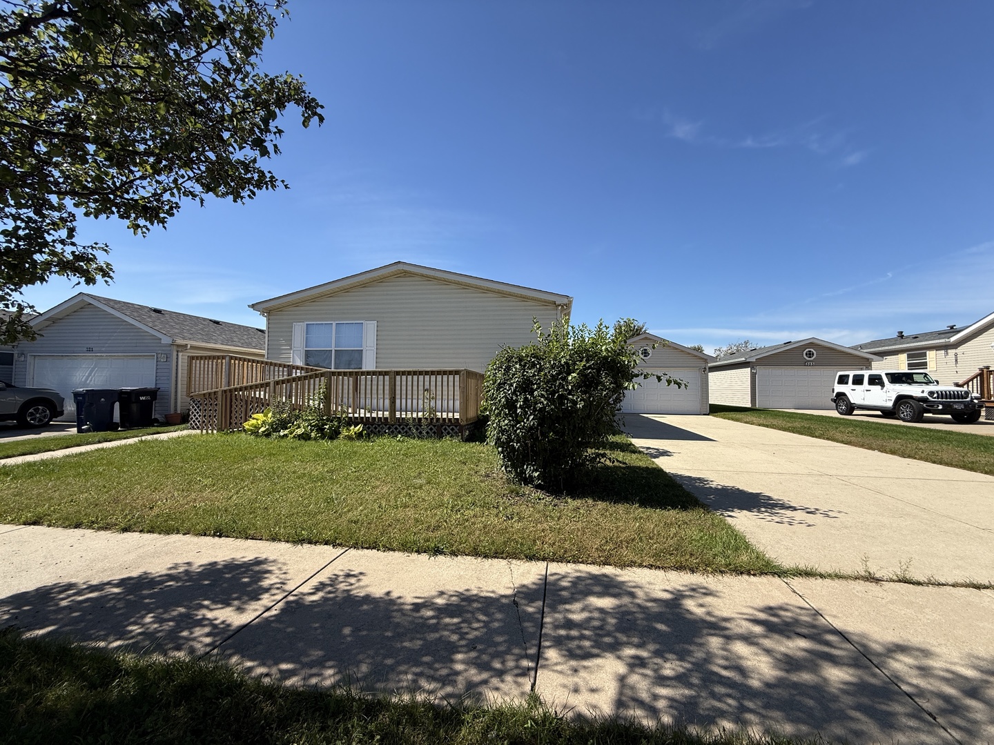 322 Lilac Lane Property Photo 1