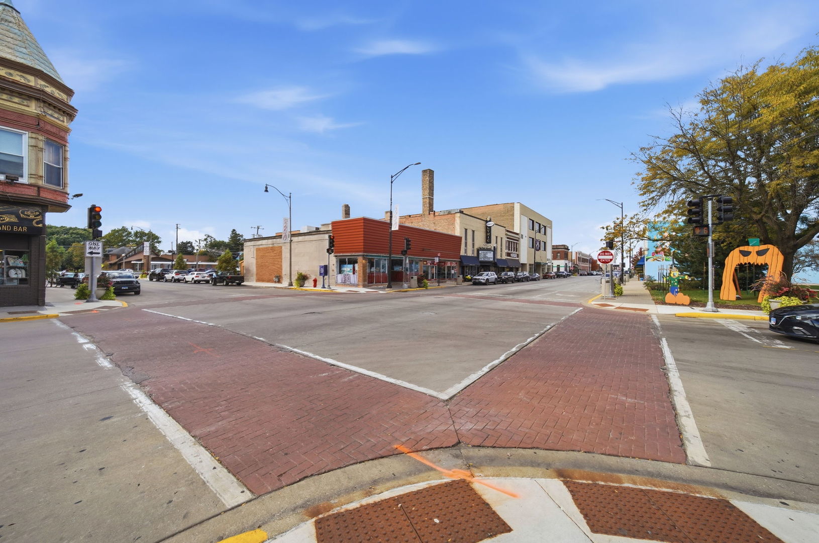 13005 Western Avenue Property Photo 19