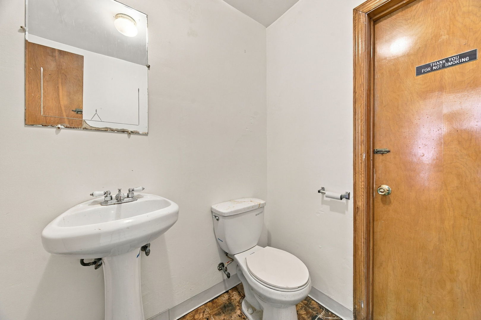 13005 Western Avenue Property Photo 28