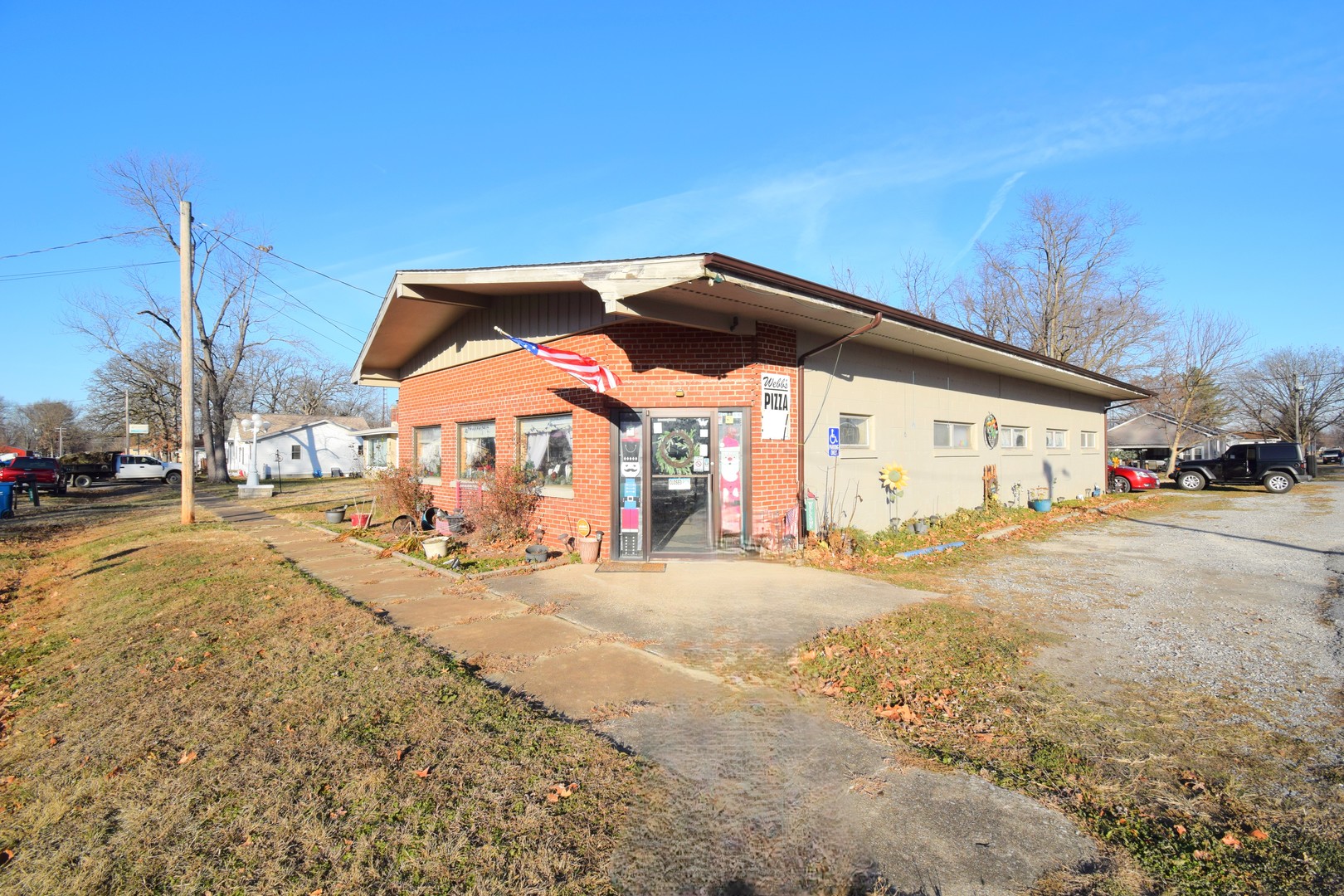 502 W Franklin Avenue Property Photo 6