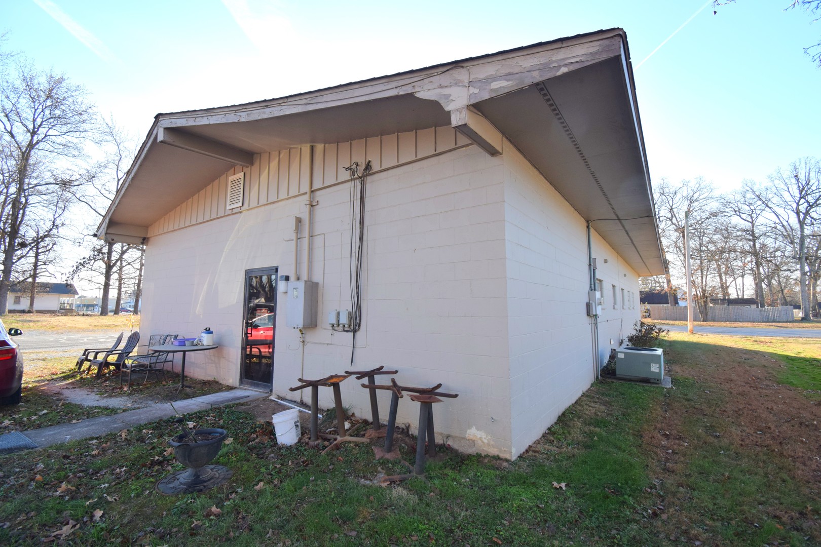 502 W Franklin Avenue Property Photo 9