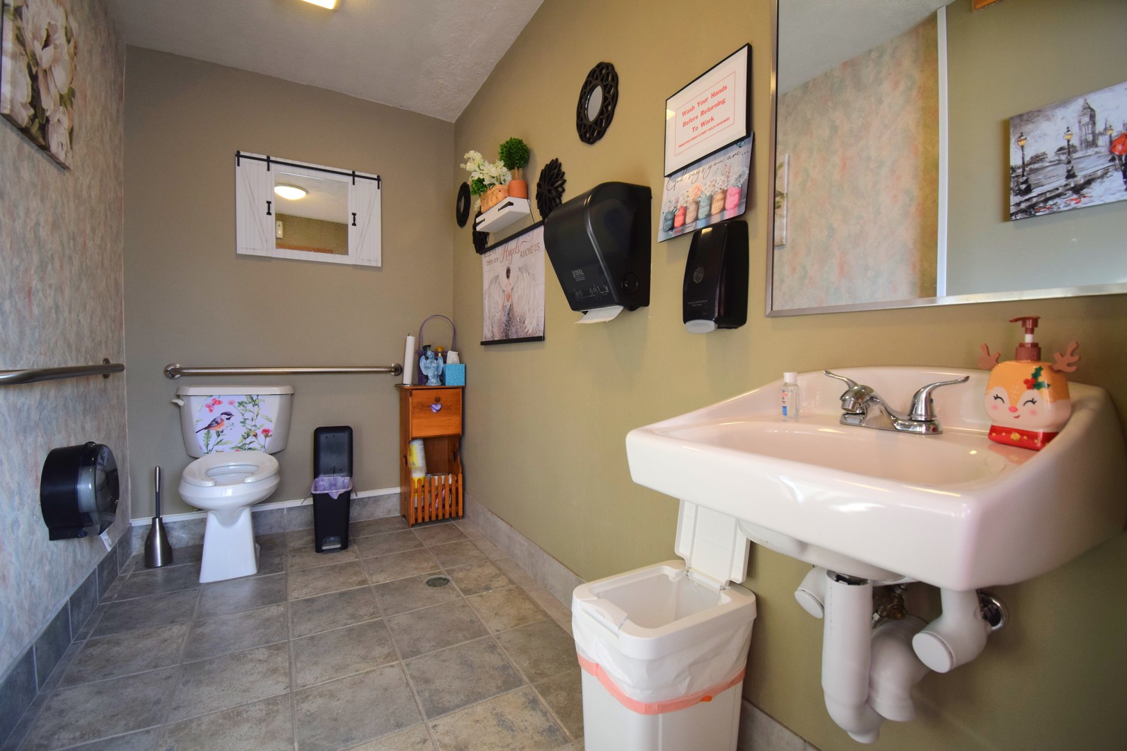 502 W Franklin Avenue Property Photo 17