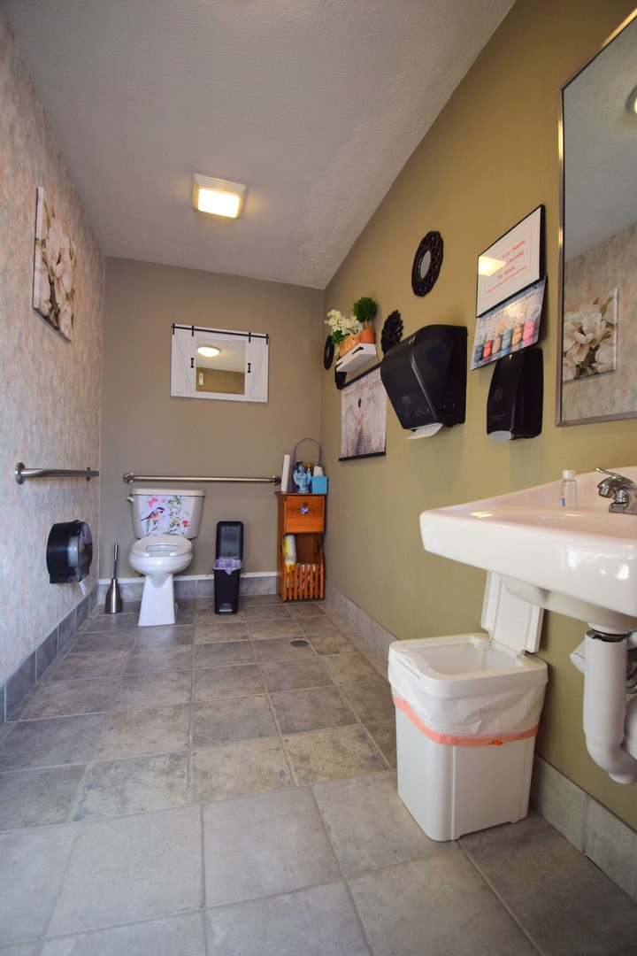 502 W Franklin Avenue Property Photo 18