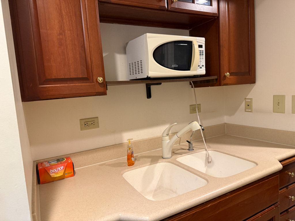 10 N Virginia Street Property Photo 10