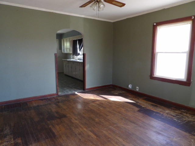 108 W State Street Property Photo 7