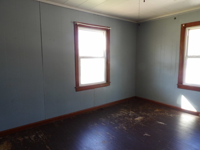 108 W State Street Property Photo 11