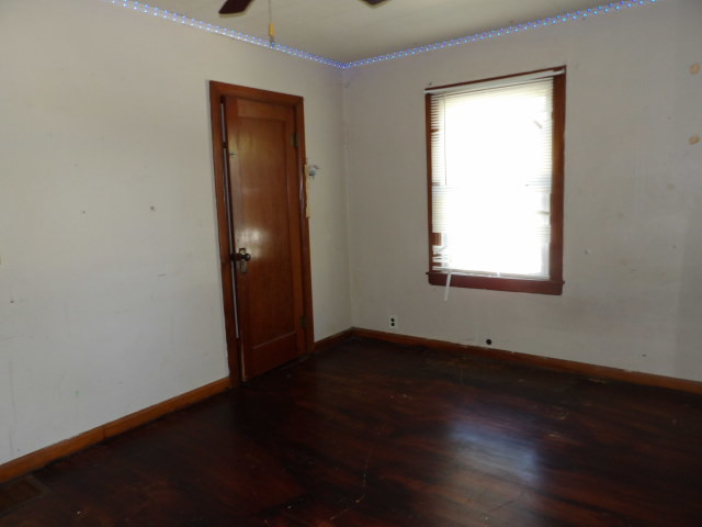 108 W State Street Property Photo 14