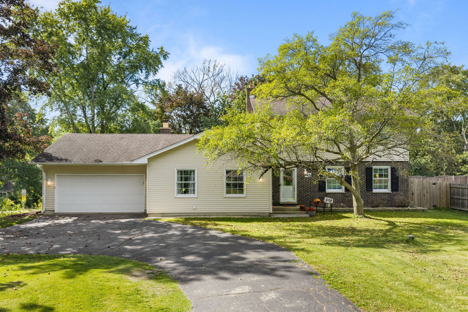 6121 Sands Road Property Photo 1